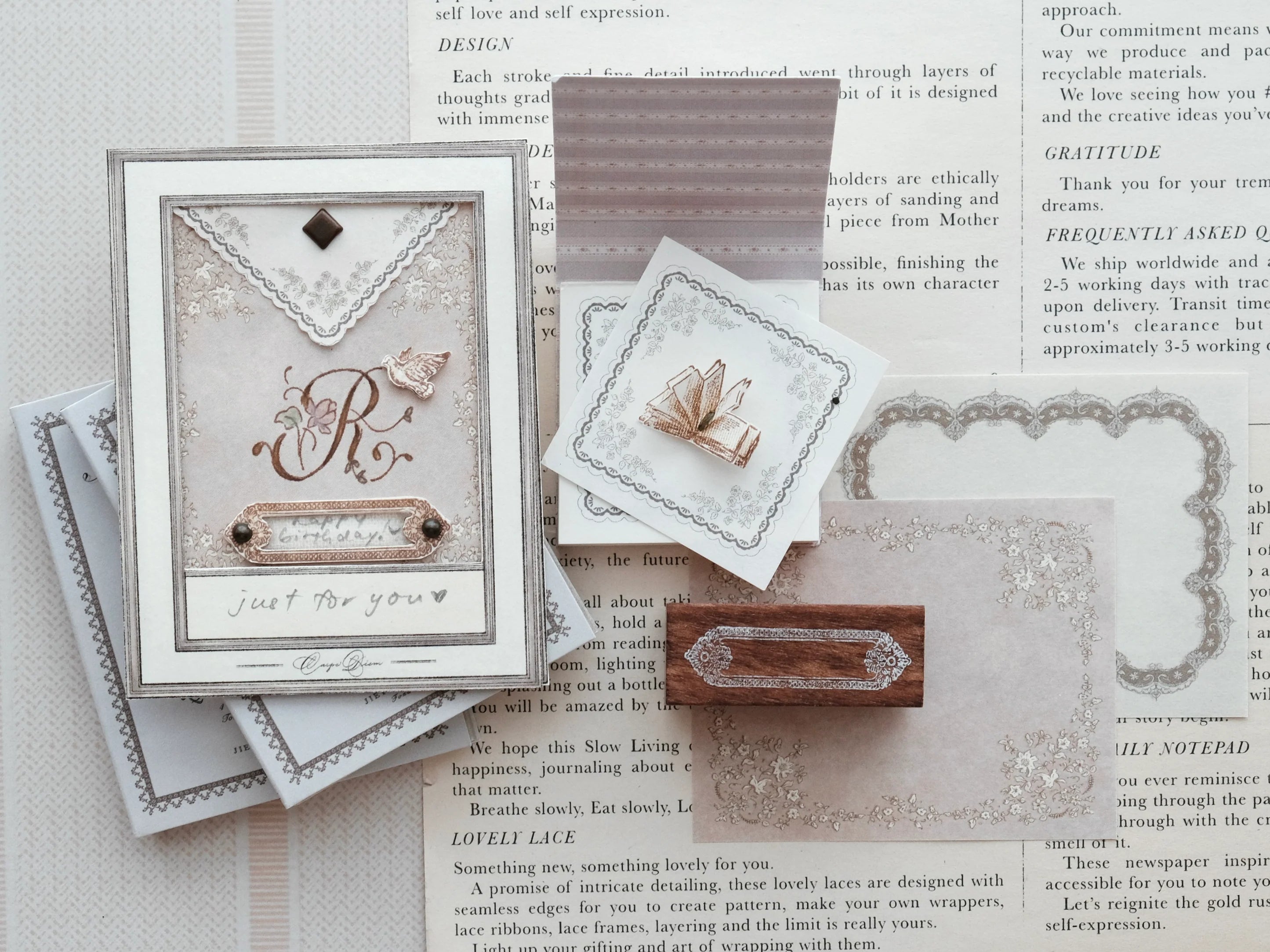 Houten stempel van het merk Jieyanow Atelir - not your usual TAGS II